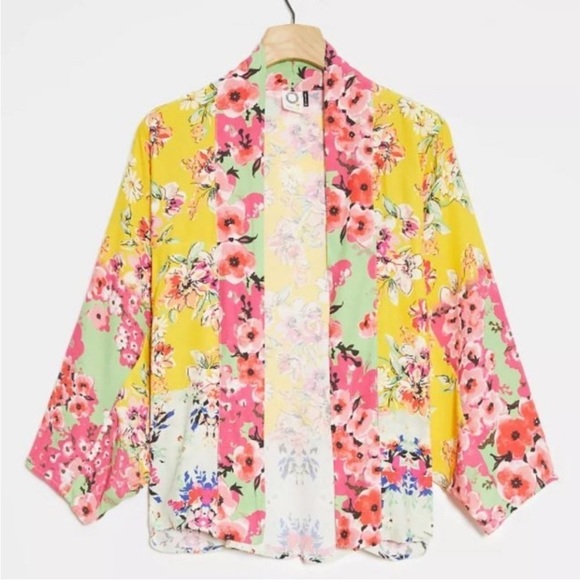 Anthropologie Akemi + Kin Aurelia Floral Print Kimono OS - Picture 1 of 12